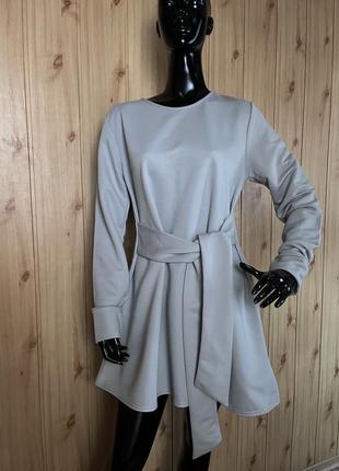 Теплое платье с поясом