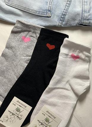 Жіночі шкарпетки