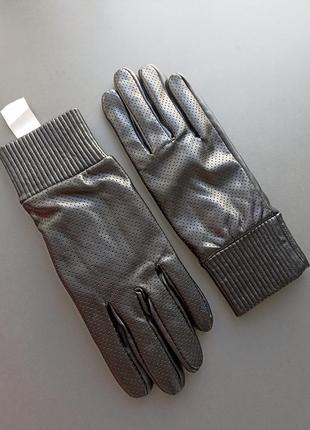 Мужские перчатки перфорация zara