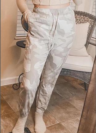 Hollister штаны камуфляжные брюки милитари высокая посадка брюки джогери