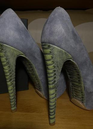 Женские туфли на высоком каблуке3 фото