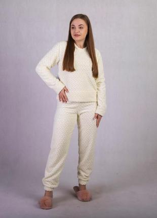Жіноча махрова піжама/домашнiй костюм молочний