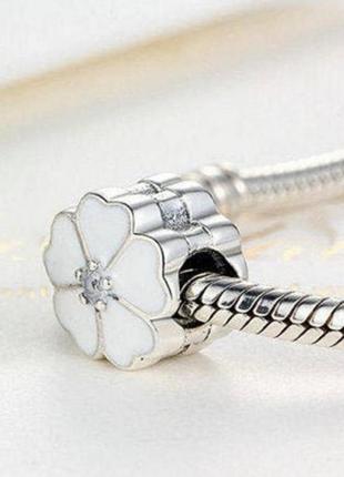 Кліпса затискач розділитель шарм pandora white primrose💮 срібло 925⁰7 фото