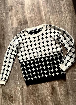 Стильний светр