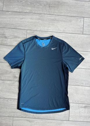 Чоловіча футболка найк Updtempo nike trail мужская майка оригинал