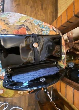 Вечерняя кожаная лаковая брендовая сумочка на кирпичике van dal9 фото