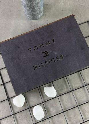 Ремень мужской кожаный tommy hilfiger и кожаное портмоне в подарочной упаковке6 фото