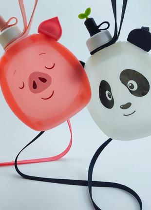 Детская бутылка для воды джумони силиконовая. пятачок