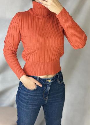Червоний гольф zara