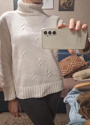 Белый котоновый свитер1 фото