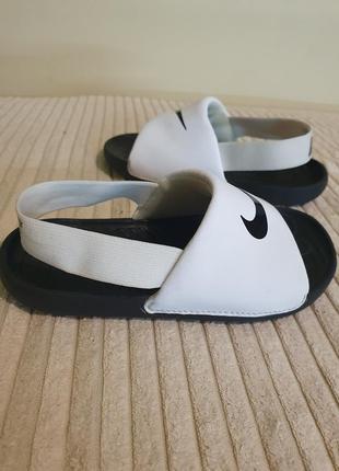 Сандалии nike