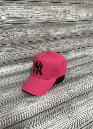 Малинова/рожева кепка new york (ny) трекер