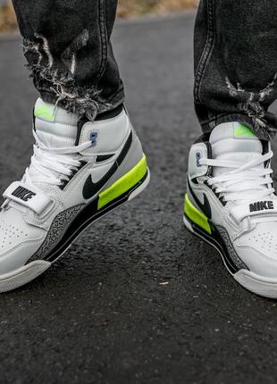 Мужские кроссовки nike air jordan legacy white grey green4 фото