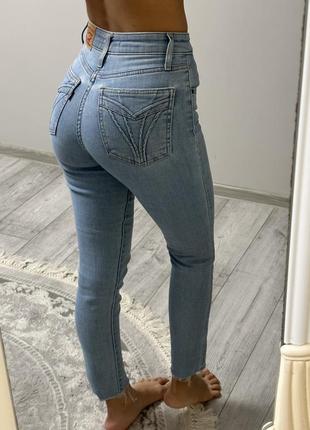 Джинси levi’s