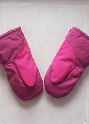 Новые теплые зимние перчатки с принтом бренда wedze 796 18-24 eur 86-92