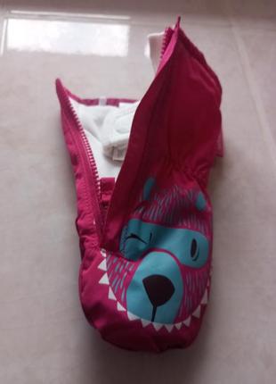 Новые теплые зимние перчатки с принтом бренда wedze 796 18-24 eur 86-92