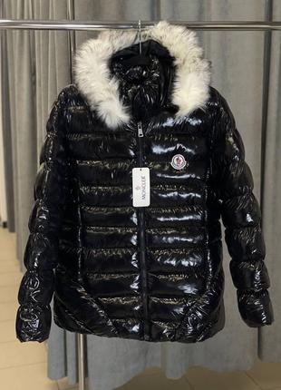 Куртка в стилі moncler