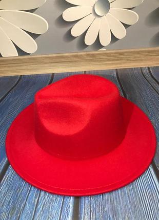 Шляпа унисекс федора с устойчивыми полями красная2 фото