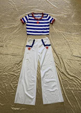 Костюм морячки брюки и топ расшиты пайетками на 8-9 лет