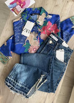 Стильні джинси з розрізами zara