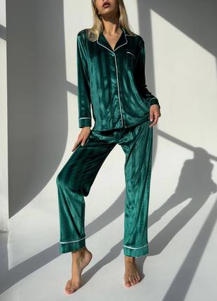 Изумрудная шикарная бархатная пижама люкс качество