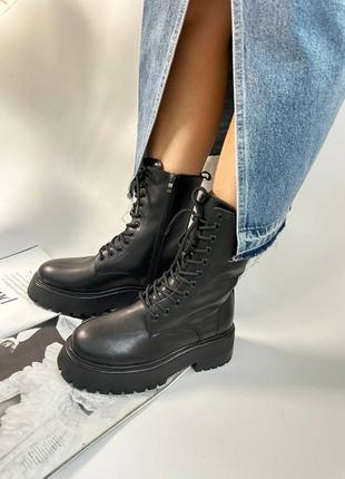 Женские зимние черные ботинки на шнуровке, тракторная подошва6 фото