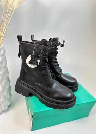 Женские зимние черные ботинки на шнуровке натуральная кожа4 фото