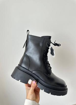 Женские зимние черные ботинки на шнуровке натуральная кожа6 фото