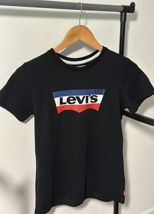 Чорна футболка levi’s ( унісекс )