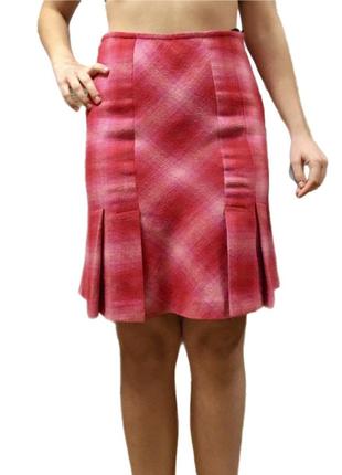 Розовая шерстяная юбка в клетку1 фото