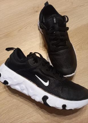 Кроссовки nike, размер 34 - 35.