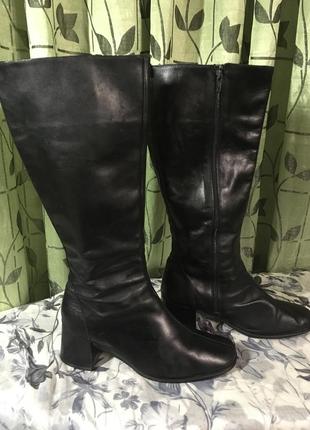 Кожаные сапоги демисезони размер 40