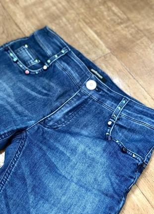 Стильные голубые джинсы2 фото