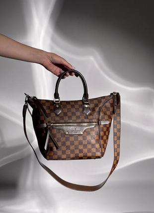 Женская большая сумка louis vuitton  на одно отделение закрываться молнией есть ручки и ремешок луи виттон6 фото