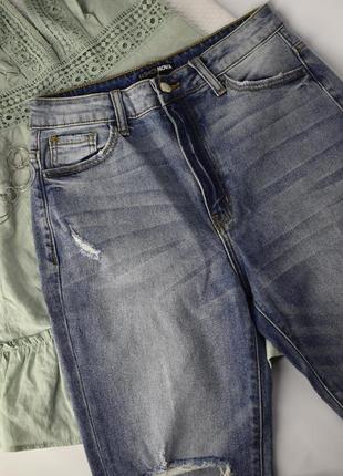 Стильные джинсы fashion nova с рванками2 фото