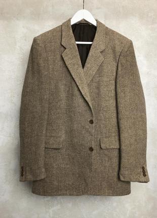 Винтажный пиджак бренда c&a с качественной ворсистой шерсти оверсайз с мужского плеча винтаж шерстяной7 фото