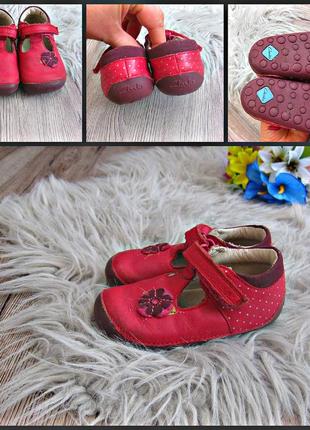 Продам туфельки