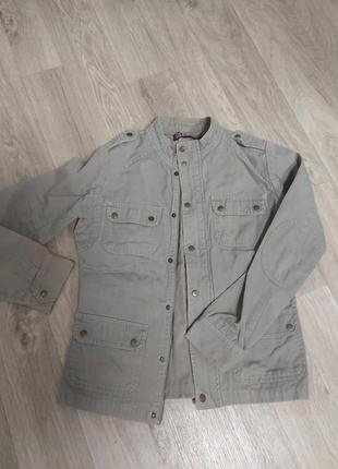 Вітровка, джинсова куртка