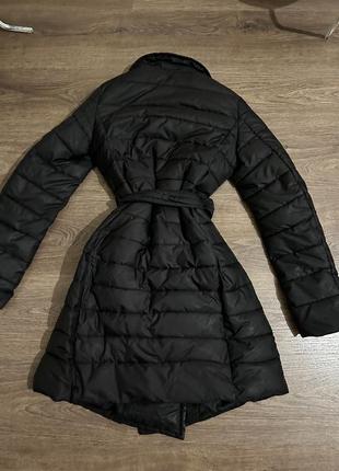 Зимнее пальто черное женское.размер xs-s.в идеальном состоянии.