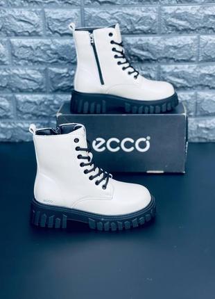 Женские ботинки еcco белые зимние  на меху ecco5 фото