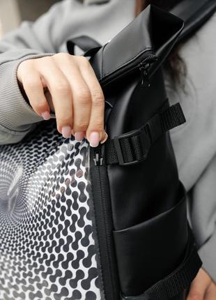 Жіночий рюкзак sambag rolltop hacking чорний принт "illusion"6 фото