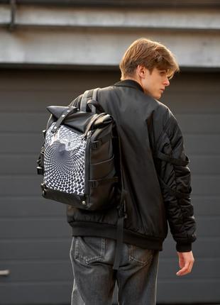 Мужской рюкзак sambag rolltop hacking черный принт "illusion"