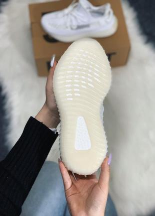 Adidas yeezy boost 350 v2 white 🔺женские кроссовки адидас изи 350 белые5 фото