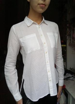Белая рубашка с разрезами, класическая рубашка с накладными карманами, базовая белая рубашка хлопок, хлопковая рубашка