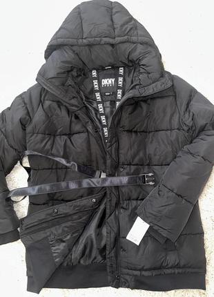 Курточка dkny