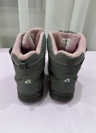 Зимове взуття4 фото