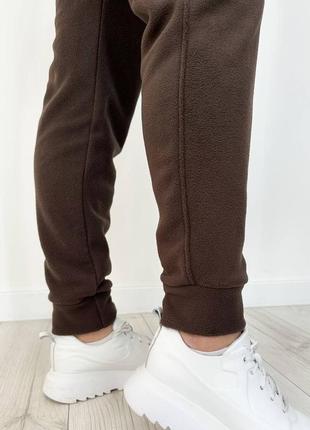 Теплые флисовые брюки с высокой посадкой на резинке с карманами теплые джоггеры по фигуре свободного кроя спортивные3 фото
