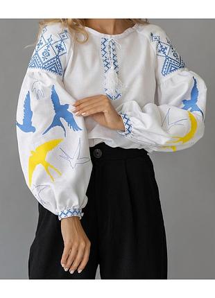 Вышиванка ластовица