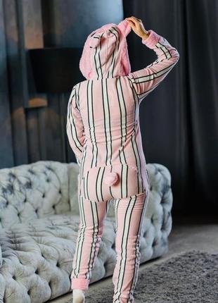 Пижама с карманом на попе розовая в полоску пожама / женский комбинезон / кигуруми2 фото