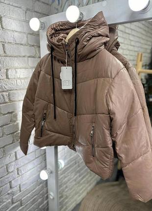 Теплі шкіряні жіночі куртки на синтепоні3 фото